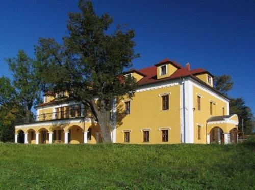 Hotel Kastiel Lučivná Extérieur photo
